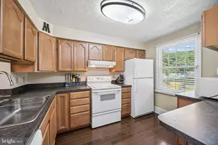 3636 Saltwood Glen, Pasadena, MD 21122 - Photo 10