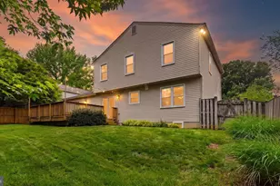 1728 Mayfair Pl, Crofton, MD 21114 - Photo 2