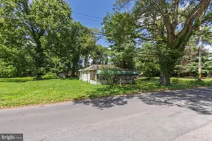 7326 Green Acres Dr, Glen Burnie, MD 21060 - Photo 10
