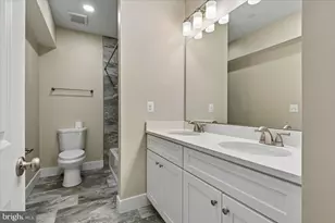 7784 Lakeland Ave, Pasadena, MD 21122 - Photo 12