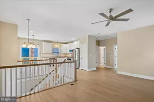 7784 Lakeland Ave, Pasadena, MD 21122 - Photo 8