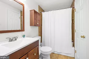 566 Quaker Ridge Ct, Arnold, MD 21012 - Photo 18