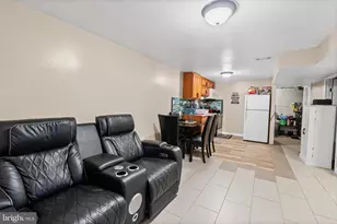 113 Wallace Ave, Baltimore, MD 21225 - Photo 16