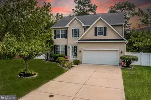 609 Frogs Leap Ct, Glen Burnie, MD 21060 - Photo 1