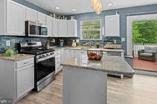 609 Frogs Leap Ct, Glen Burnie, MD 21060 - Photo 12