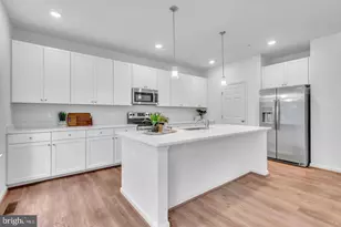 6605 Lost Fox Ln, Hanover, MD 21076 - Photo 4