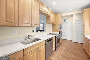 7720 W Shore Rd, Pasadena, MD 21122 - Photo 14