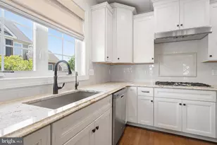 8313 Canyon Oak Dr, Severn, MD 21144 - Photo 6