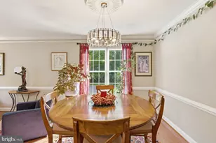 1902 Salford Ct, Crofton, MD 21114 - Photo 4