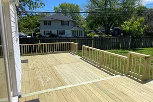301 Beverley Pl, Edgewater, MD 21037 - Photo 2