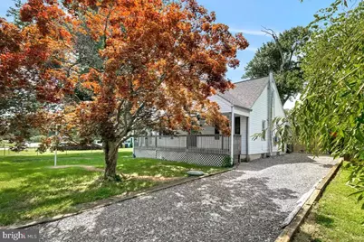 301 Beverley Place, Edgewater, MD 21037 - Photo 4