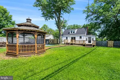301 Beverley Place, Edgewater, MD 21037 - Photo 8