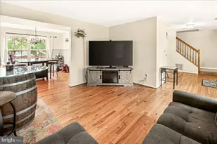 3847 Holly Dr, Edgewater, MD 21037 - Photo 8