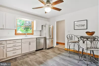 8408 Maryland Road, Pasadena, MD 21122 - Photo 12