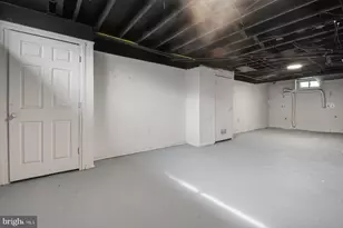 906 1st St, Baltimore, MD 21225 - Photo 26