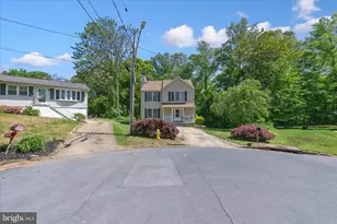 2056 Gate Dr, Annapolis, MD 21401 - Photo 2