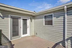 7947 Roxbury Dr, Glen Burnie, MD 21061 - Photo 14