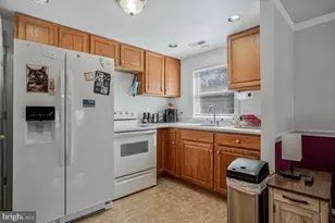 7947 Roxbury Dr, Glen Burnie, MD 21061 - Photo 42