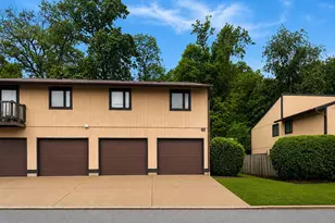 408 West Ct, Glen Burnie, MD 21061 - Photo 2