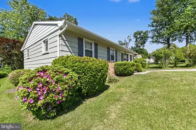 696 W Maple Road, Linthicum Heights, MD 21090 - Photo 4