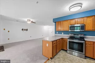 631 Admiral Dr, Annapolis, MD 21401 - Photo 14
