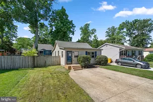 411 Highland Dr, Edgewater, MD 21037 - Photo 2