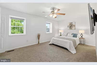 1704 W Bancroft Lane, Crofton, MD 21114 - Photo 14