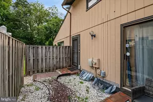 516 West Ct, Glen Burnie, MD 21061 - Photo 12
