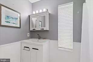 1745 Ridgely Rd, Edgewater, MD 21037 - Photo 14