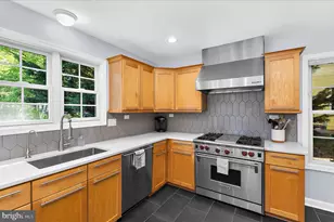102 Brewer Ave, Annapolis, MD 21401 - Photo 14