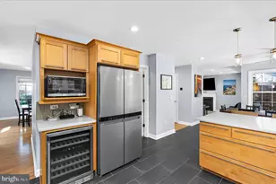 102 Brewer Ave, Annapolis, MD 21401 - Photo 10