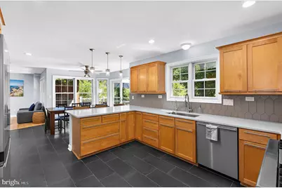 102 Brewer Avenue, Annapolis, MD 21401 - Photo 8