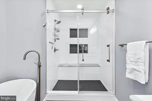 102 Brewer Ave, Annapolis, MD 21401 - Photo 34