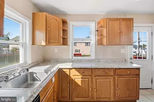 8444 Garden Rd, Pasadena, MD 21122 - Photo 10