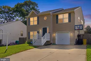 761 207th St, Pasadena, MD 21122 - Photo 1