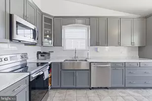 761 207th St, Pasadena, MD 21122 - Photo 6