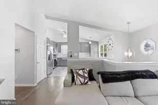 761 207th St, Pasadena, MD 21122 - Photo 2
