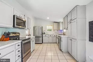 1217 Pine Ave, Shady Side, MD 20764 - Photo 12