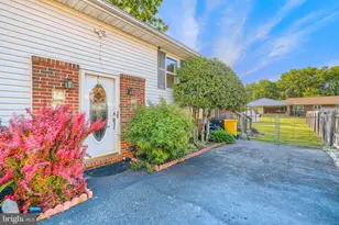 212 Evans St, Glen Burnie, MD 21060 - Photo 2