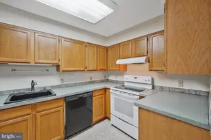 650 Teton Dr, Lothian, MD 20711 - Photo 4