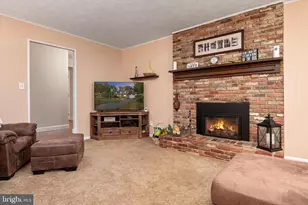 8376 Albacore Dr, Pasadena, MD 21122 - Photo 18