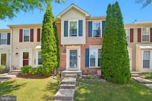 2577 Blue Water Blvd, Odenton, MD 21113 - Photo 2