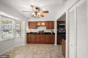 1764 Castleford Square, Crofton, MD 21114 - Photo 4