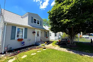 304 3rd Ave SE, Glen Burnie, MD 21061 - Photo 2