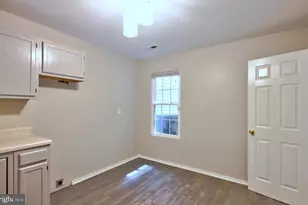 2244 Commissary Cir, Odenton, MD 21113 - Photo 34