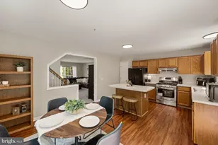 209 Edge Creek Ln, Odenton, MD 21113 - Photo 2
