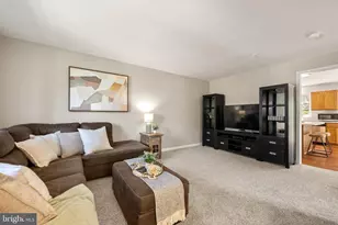 209 Edge Creek Ln, Odenton, MD 21113 - Photo 12