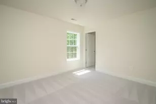 1311 Patuxent Woods Dr, Odenton, MD 21113 - Photo 10