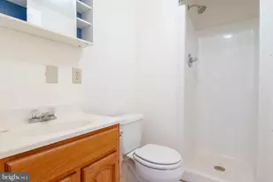 7707 Norfolk Rd, Glen Burnie, MD 21060 - Photo 36