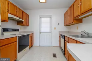 7707 Norfolk Rd, Glen Burnie, MD 21060 - Photo 14